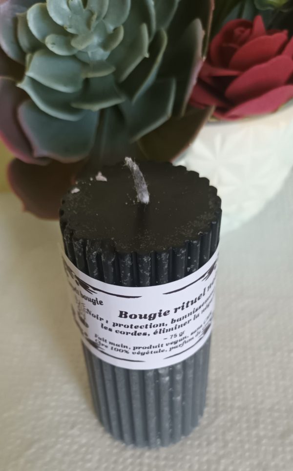 Bougies rituel noires